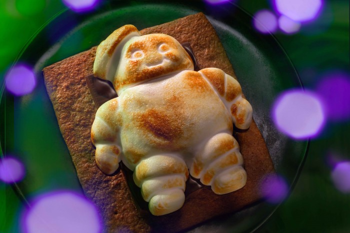 hhn-2024-food-mini-stay-puft-smores