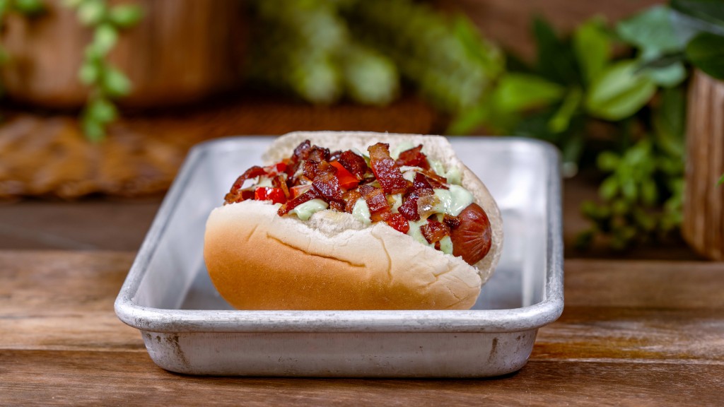 2025 Disney California Adventure Park Food and Wine Festival – Mini LA Street Dog